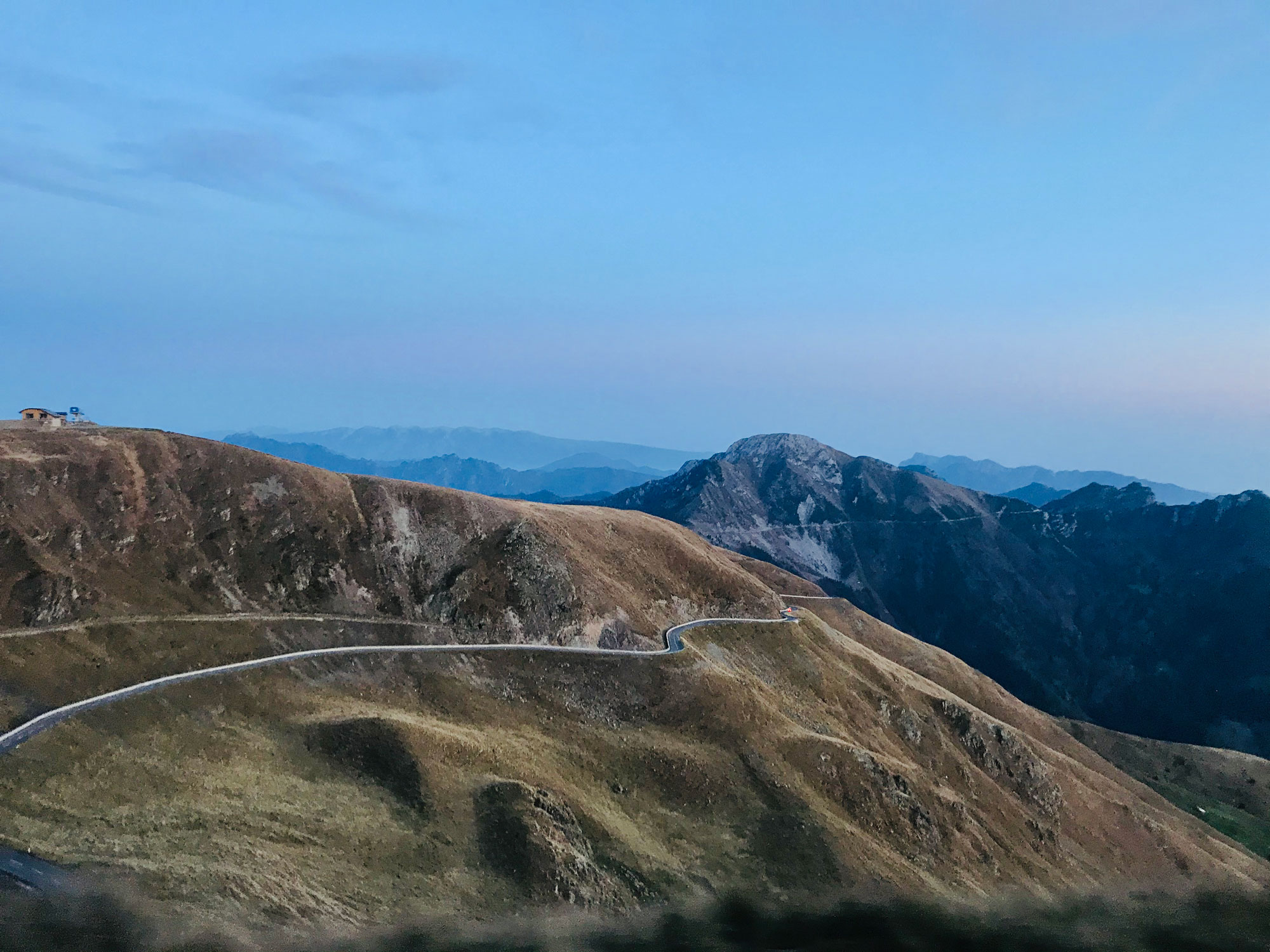 Da casa fino al passo Crocedomini